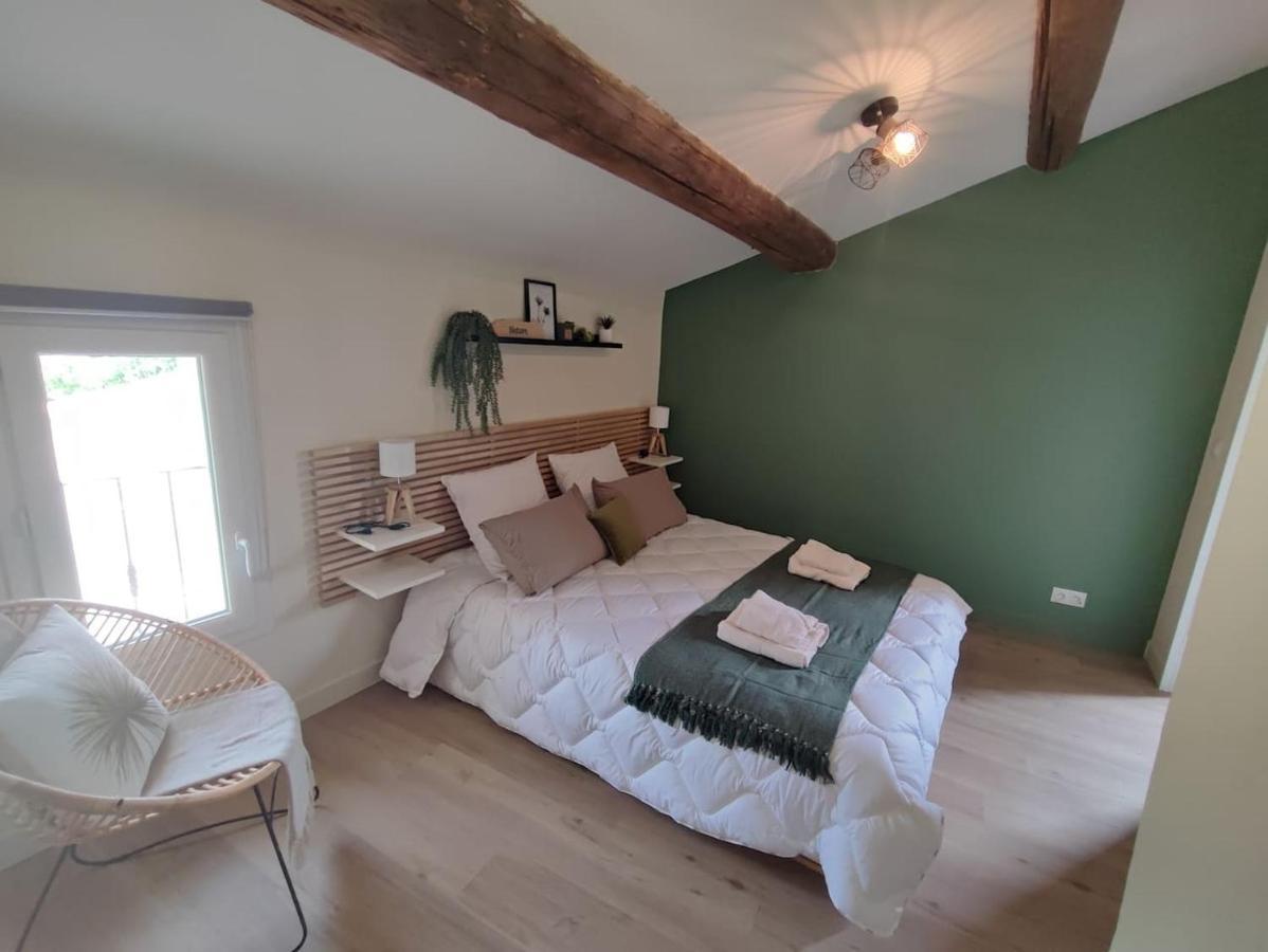 Appartement Au Calme Proche Centre Villeneuve-lès-Avignon Exterior photo